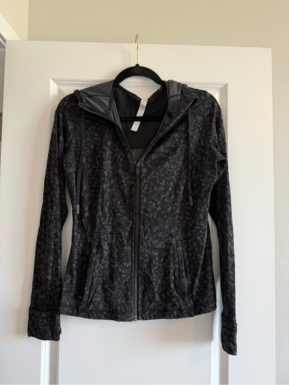 lululemon athletica Black Patterned Hooded Zip Jacket